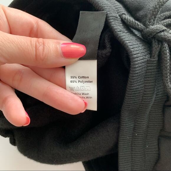 Via Penny Lane Reworked Apparel | Don’t Cha Black Graphic Shorts Medium - Picture 6 of 8